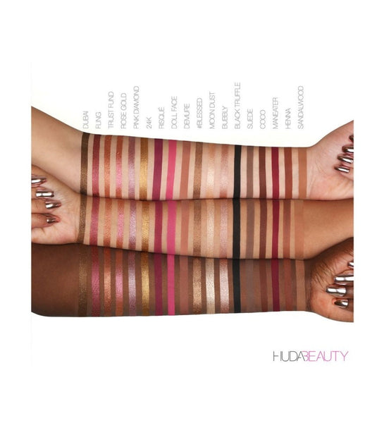 HUDA BEAUTY
Rose Gold Remastered Palette
