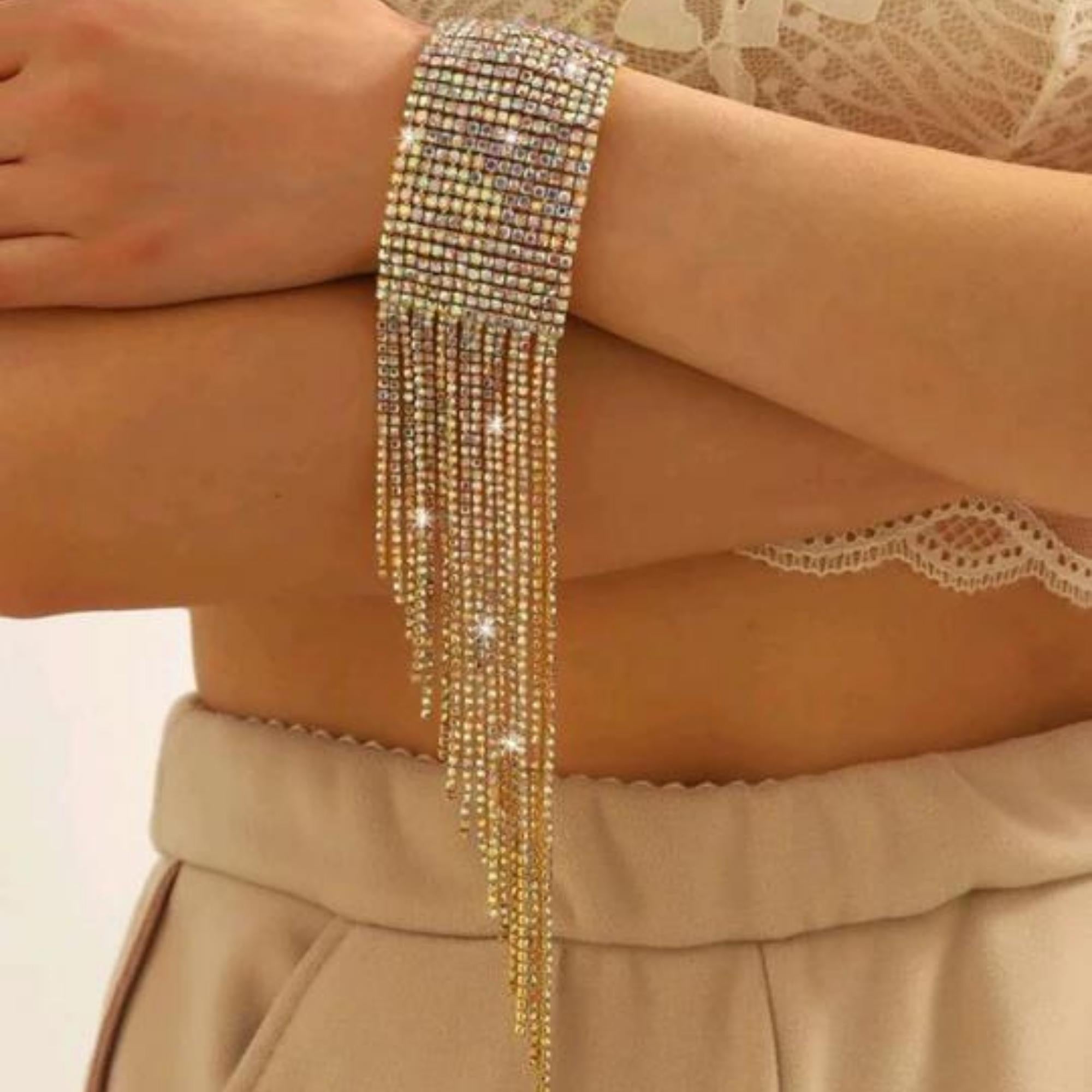 Rhinestone Tassel Decore Bracelet.