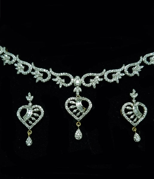 18K gold plated Marquise Cubic Zirconia Necklace Earrings Set.