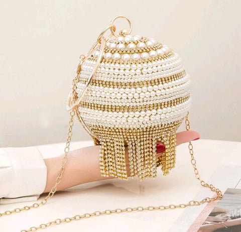 Rhinestone tassel & faux pearl decor circle bag.