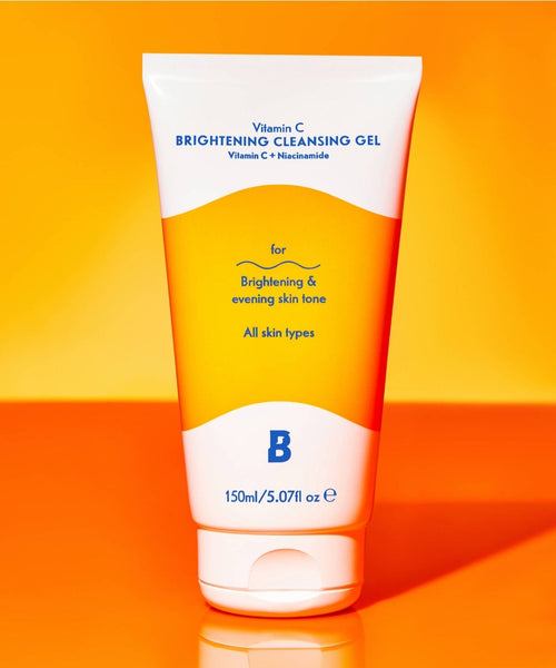BY BEAUTY BAY

VITAMIN C BRIGHTENING CLEANSING GEL WITH VITAMIN C AND NIACINAMIDE