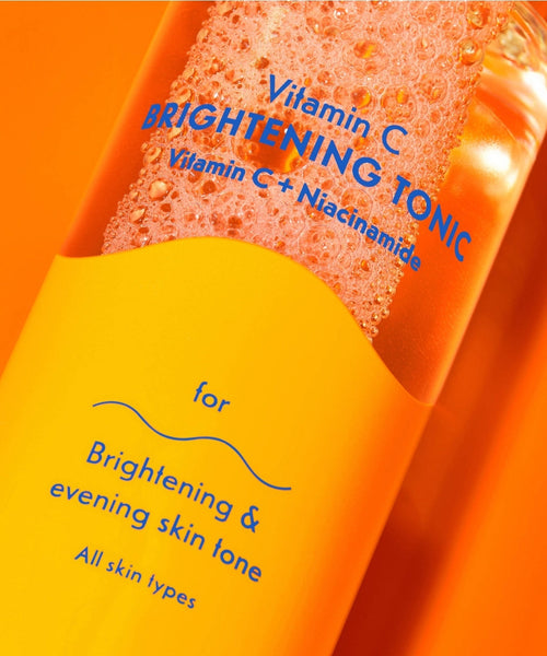 BY BEAUTY BAY

VITAMIN C BRIGHTENING TONIC WITH VITAMIN C AND NIACINAMIDE
